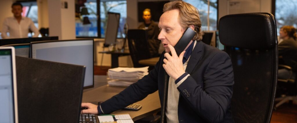geld lenen met vast contract - geld lenen 70-plus